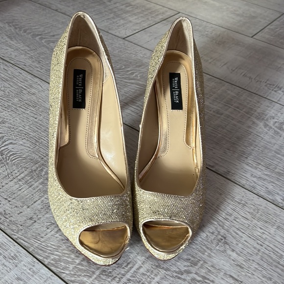 White House Black Market Gold Heels - Picture 2 of 4